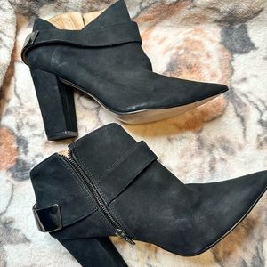 Messeca New York boot